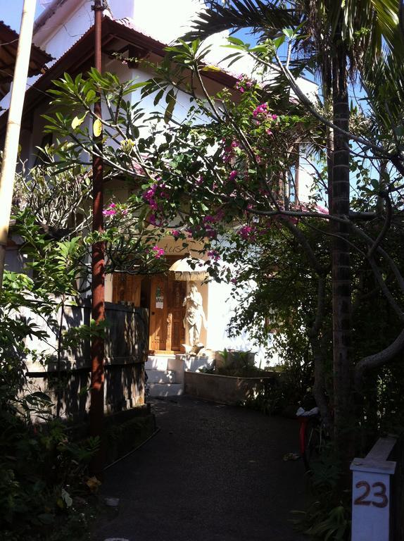 White Lotus Oasis Otel Ubud Dış mekan fotoğraf